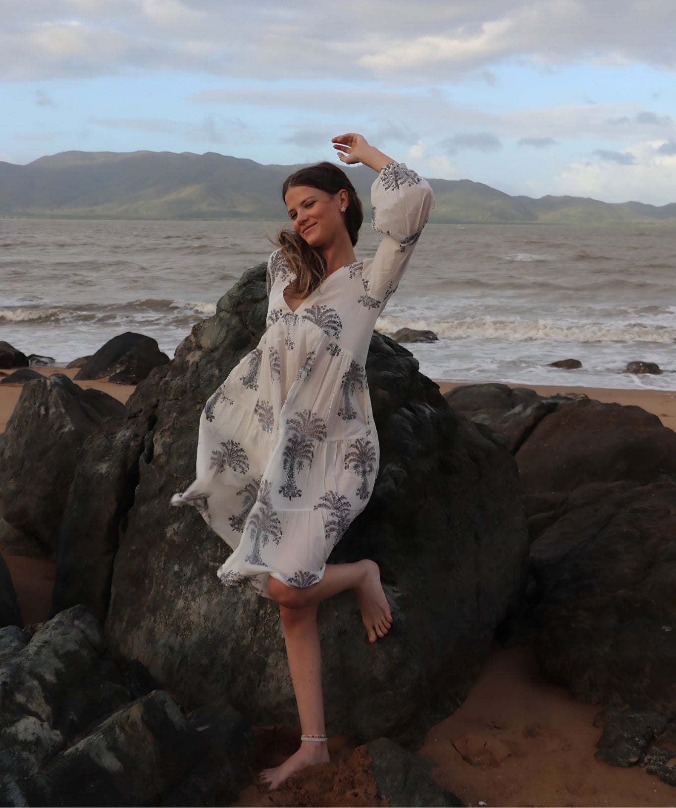 Detail of relaxed silhouette and minimal design